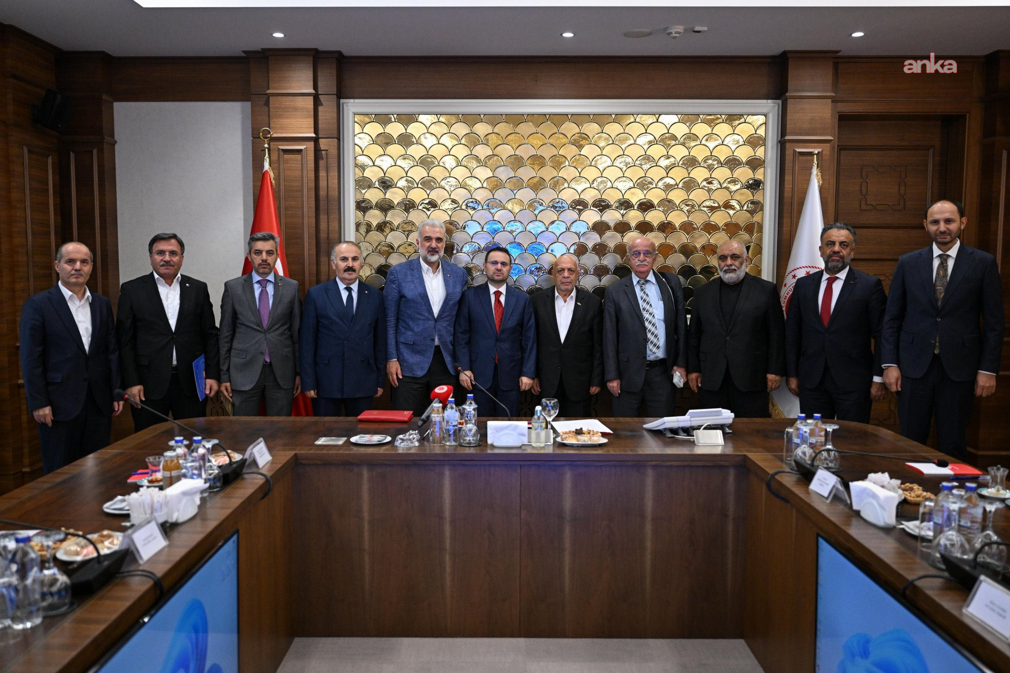 HAK-İŞ Genel Başkanı Arslan ve Filistin’e Destek Platformu Başkanı Kabaktepe’den Bakan Gürlek’e ziyaret