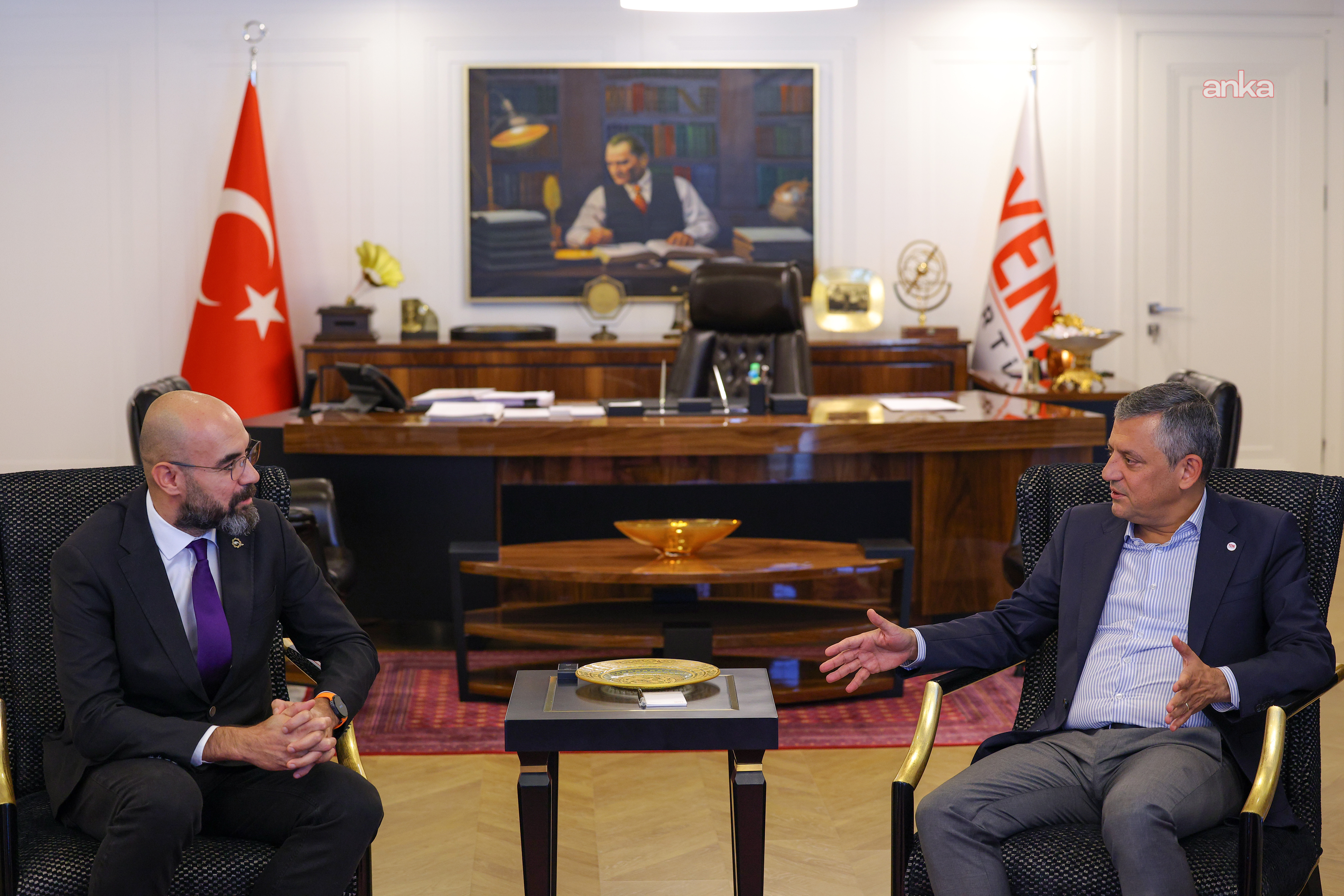 Özgür Özel, ÇGD heyetini kabul etti