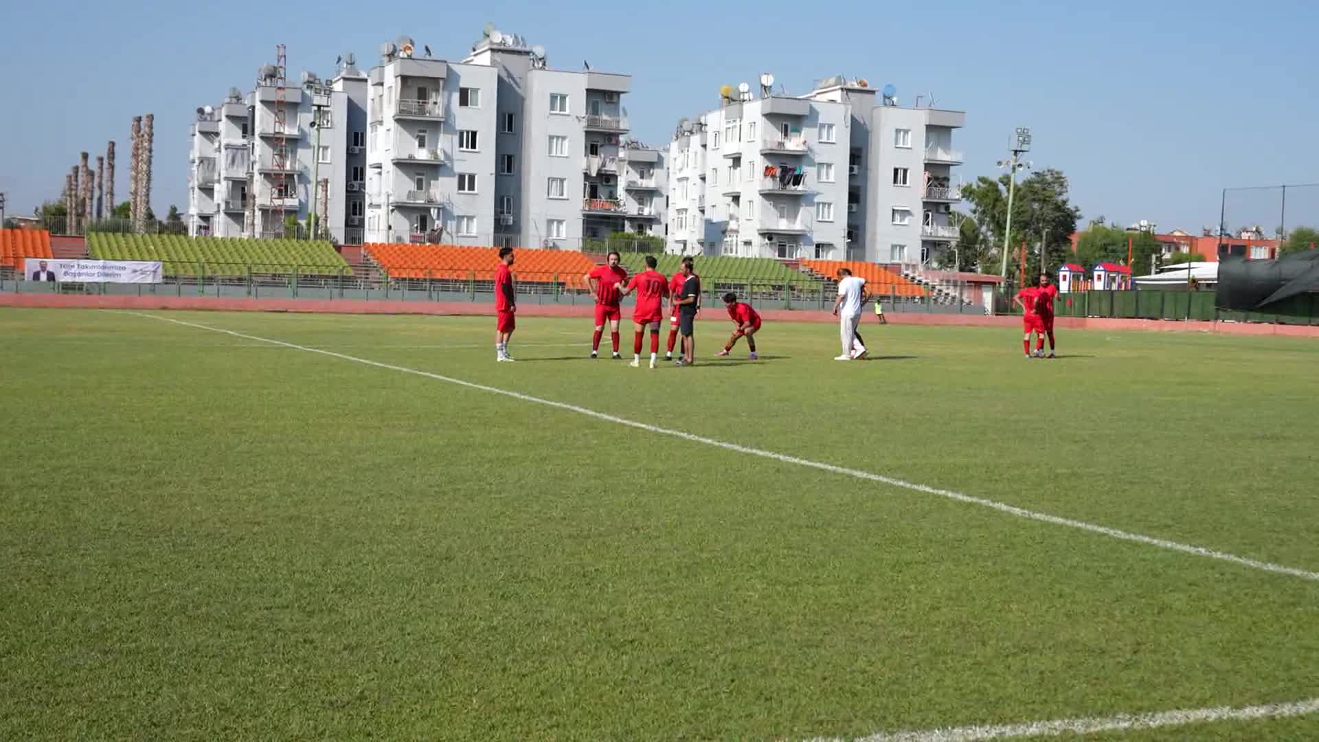 Mersin'de 30 Ağustos Zafer Kupası Fındıkpınarı-Ayvagediği Futbol Turnuvası başladı