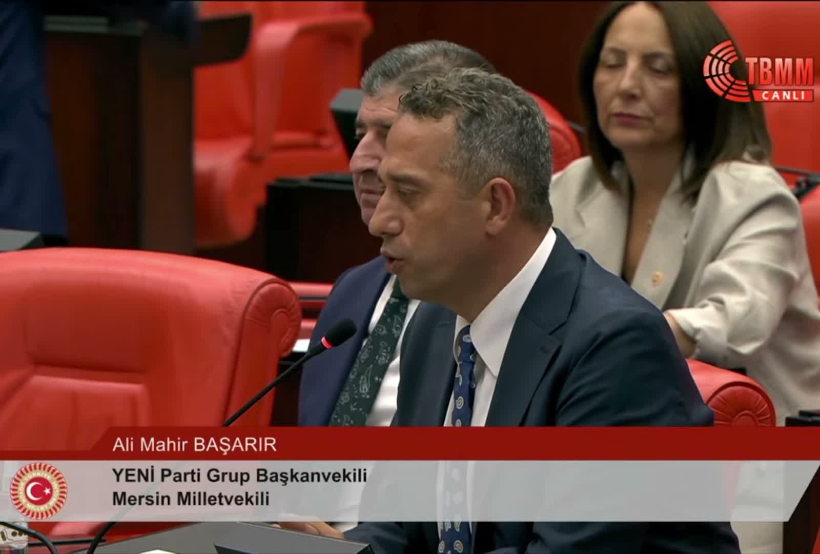 TBMM Genel Kurulu.... YENİ Partili Başarır'dan Özel ve Ağbaba hakkındaki fezlekelere ilişkin yayınlarla ilgili Meclis'e çağrı