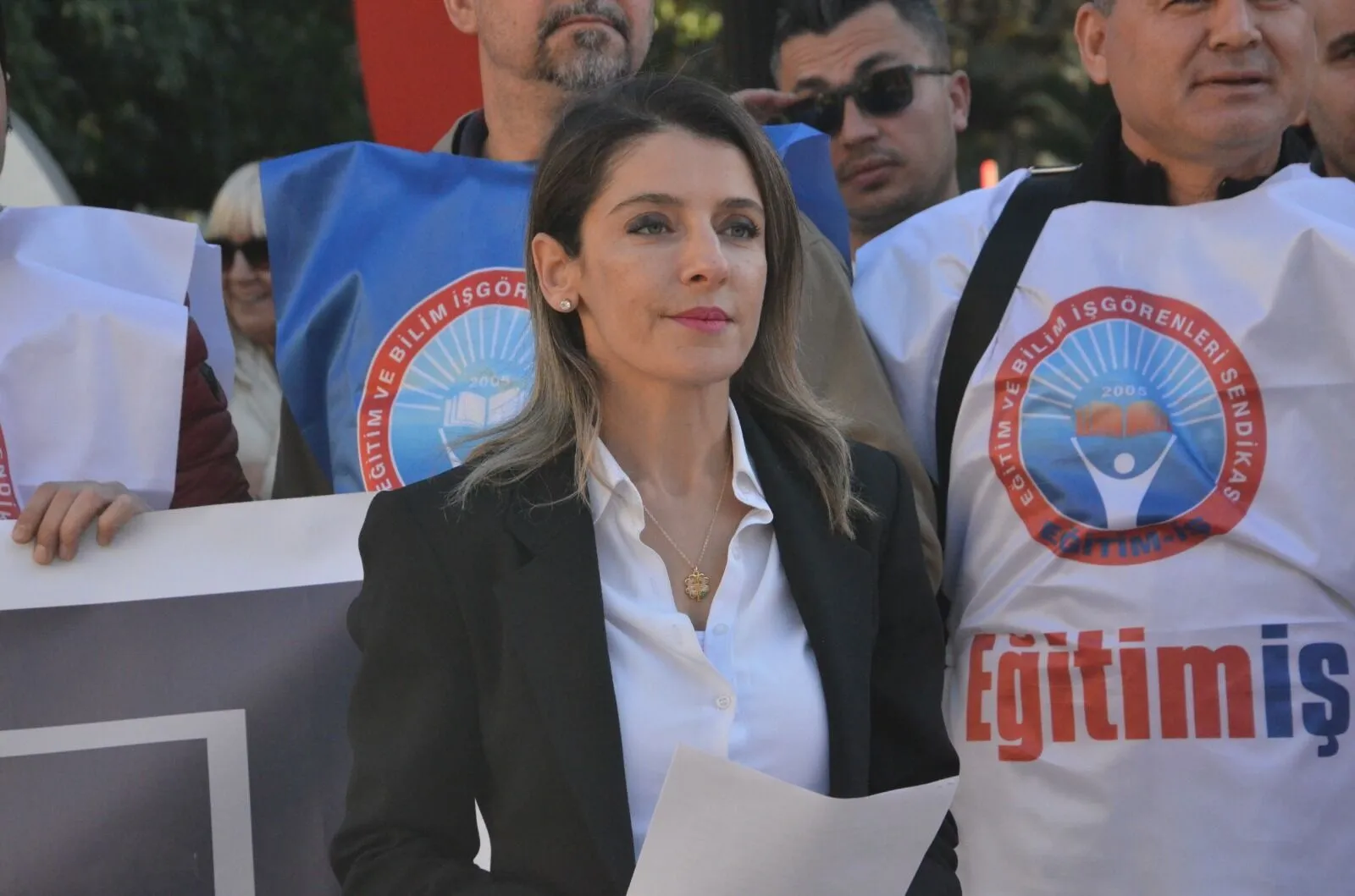 Eğitim-İş Genel Sekreteri Ergin: "Okullarda güvenliği sağlayacak kalıcı ve etkili tedbirlerin alınmaması kabul edilemez"