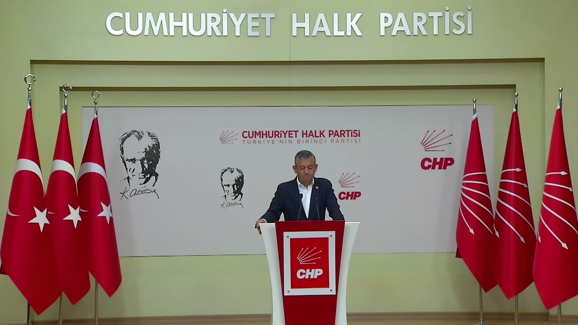 Özgür Özel: "Tedbir kararının kaldırılmasını da içerecek şekilde itirazımızı Yargıtay'a yaptık. Yarın YSK'ya başvuracağız"