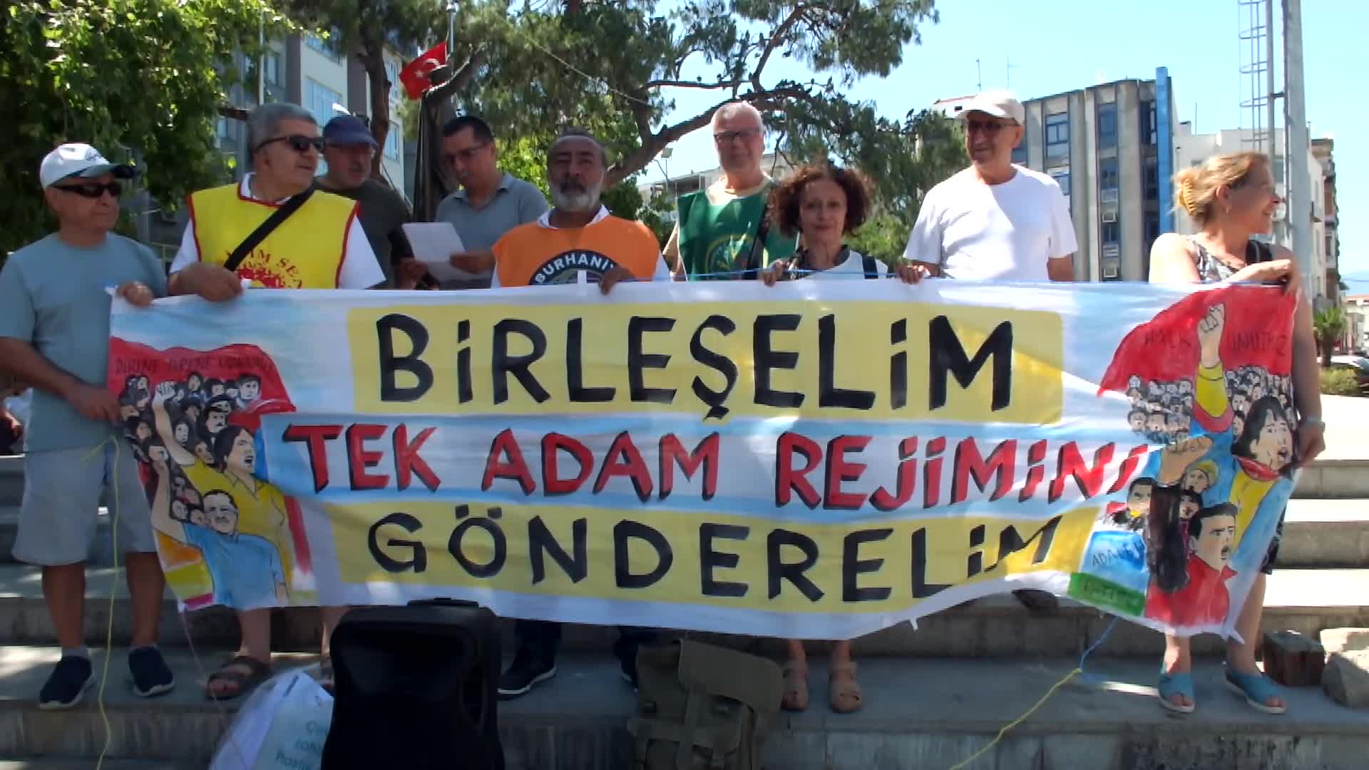 Balıkesir’de tutuklu gazetecilere destek eylemi