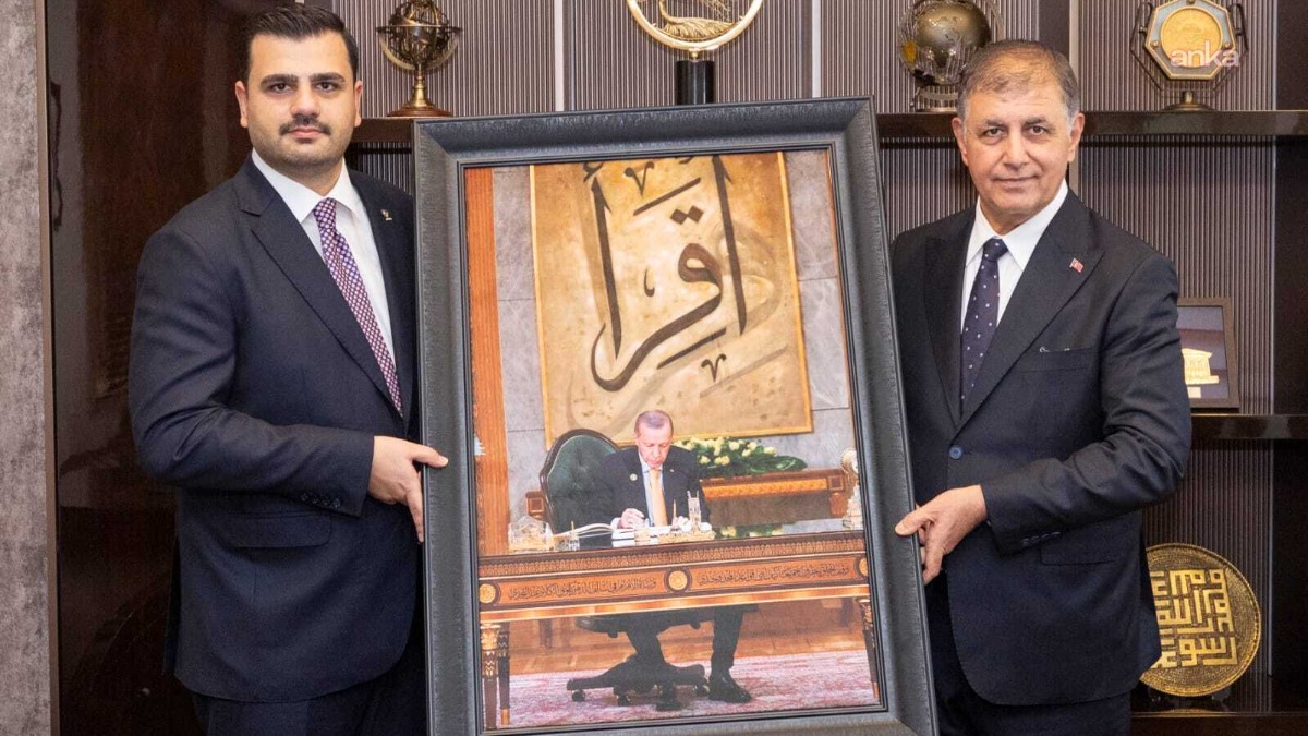 "İzmirimizin 30 ilçesine en iyi hizmeti sağlayacağız"