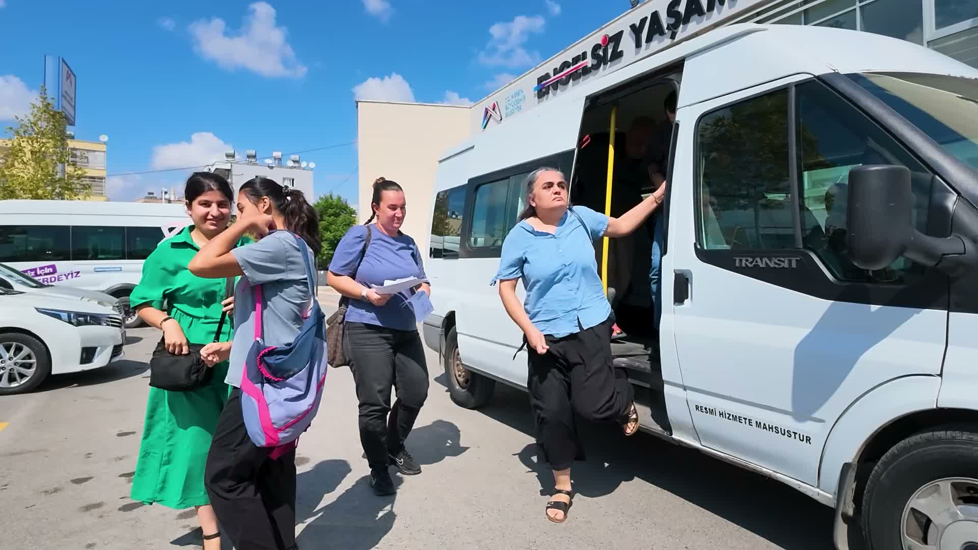 Mersin Büyükşehir Belediyesi Engelsiz Yaşam Merkezi’nde üretim ve dayanışma bir arada