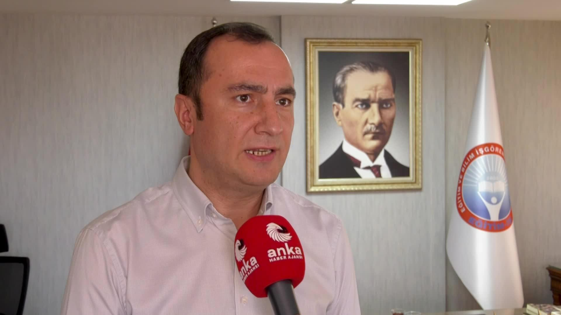 Manisa'da okul önünde silahlı saldırı...  Eğitim-İş Genel Başkanı Özbay: “Şiddet, okul kapısına güvenlik görevlisi dikilerek çözülemez"
