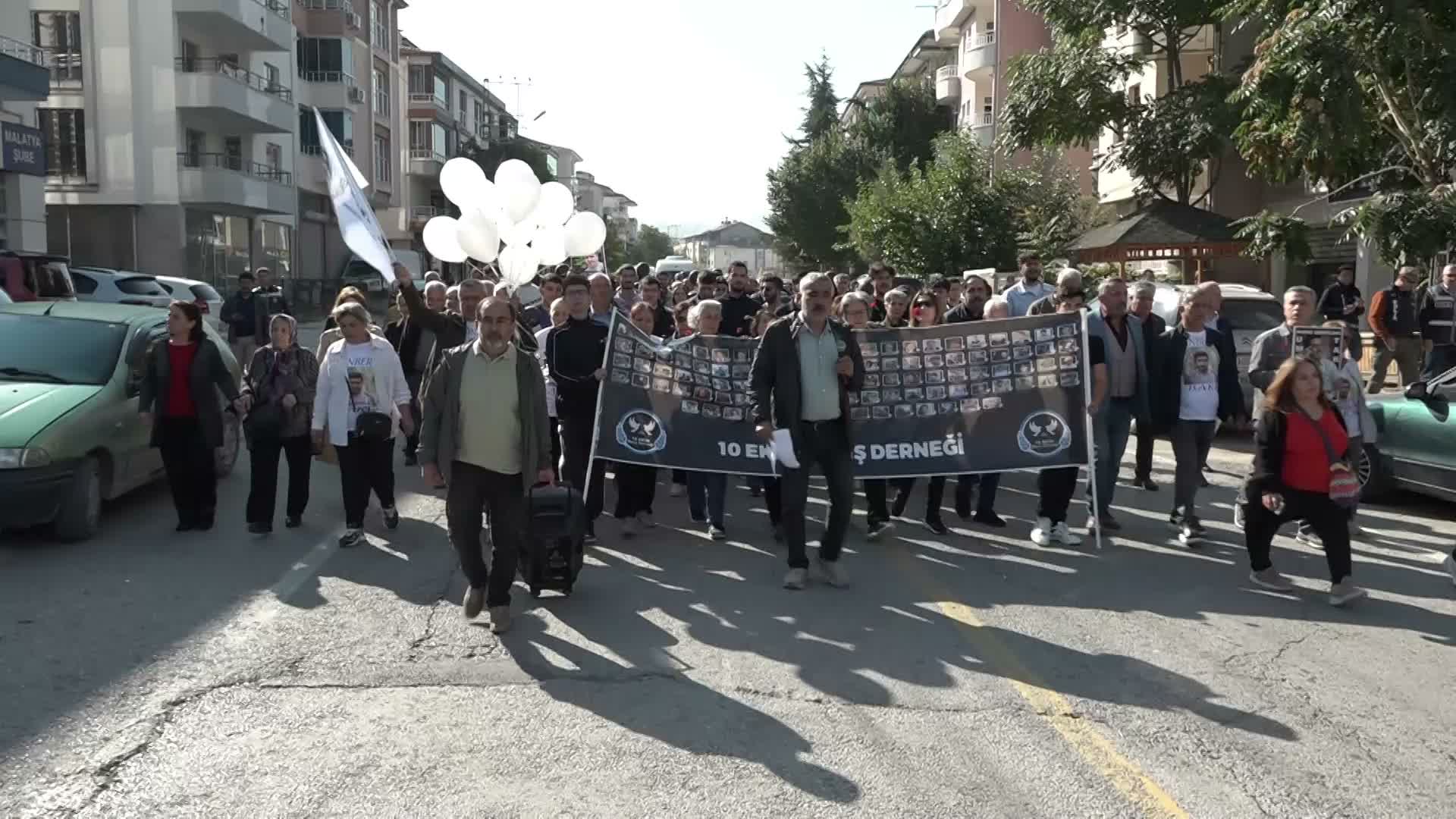 10 Ekim Ankara Gar Katliamı'nın 11'inci yılı... Yaşamını yitirenler Malatya'da anıldı