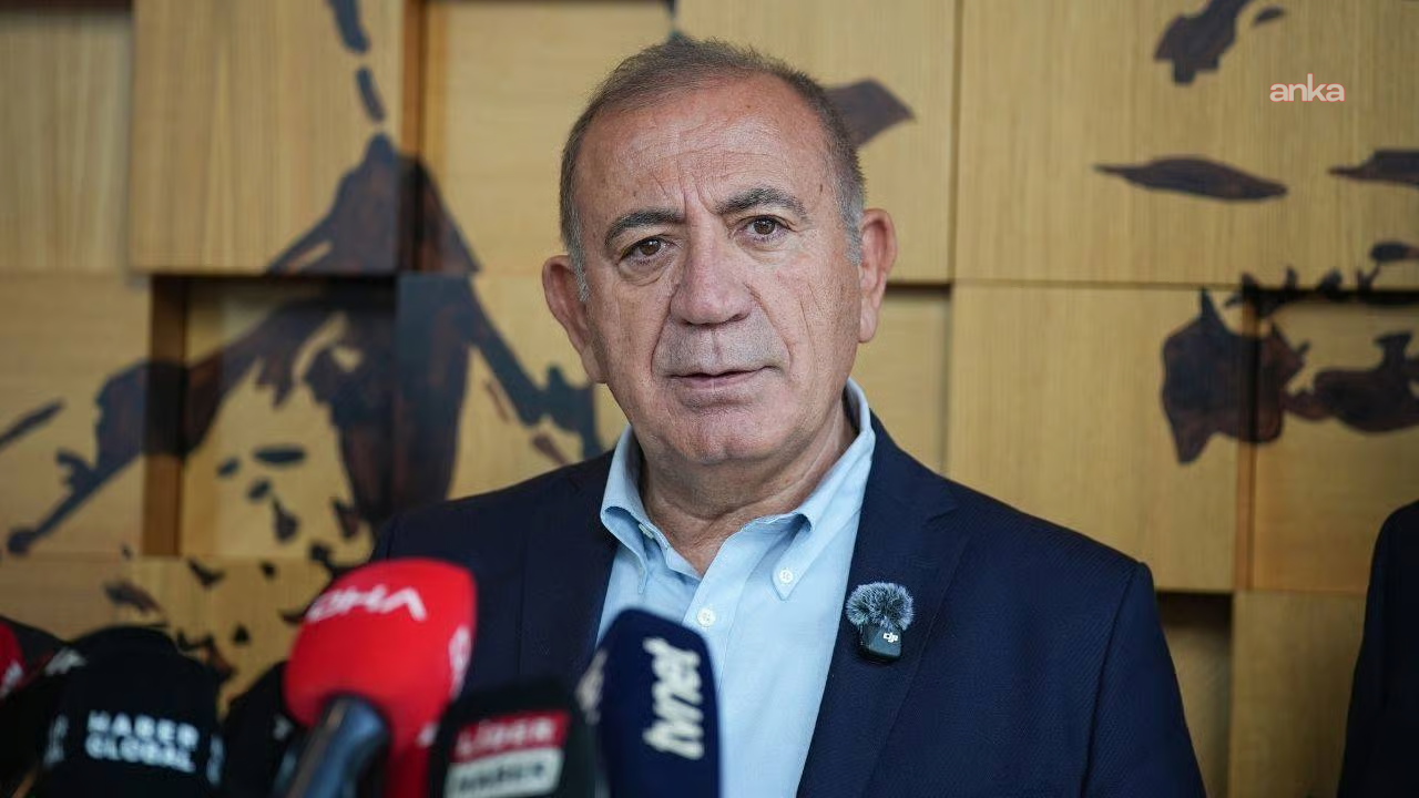 CHP'li Tekin: "Siyasette güçlenenlerin serveti de fonlarda dönen büyük paralar da şeffaf biçimde sorgulanmalıdır"