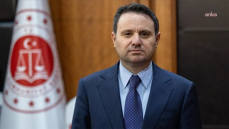 Adalet Bakanı Gürlek: "22 yaşındaki Mehmet Emin Karaalp'in faili meçhul kalan cinayeti aydınlatıldı"