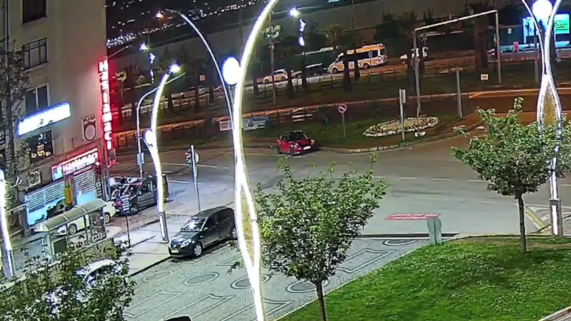 Giresun'daki 5 kişinin öldüğü trafik kazası anı kameralara yansıdı
