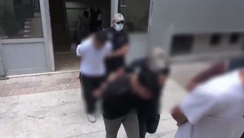 Diyarbakır’da içki içenleri yaraladıkları iddiasıyla 3 kişi tutuklandı