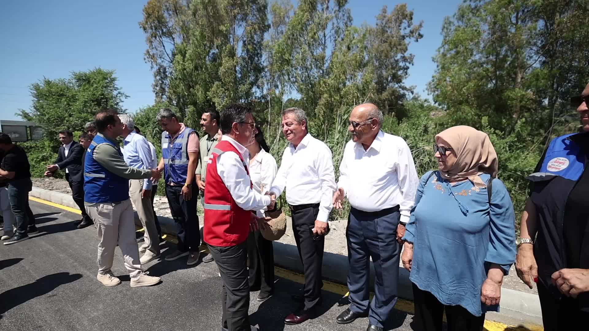 Muğla Büyükşehir Belediye Başkanı Aras, ilçelerde devam eden yatırımları inceledi