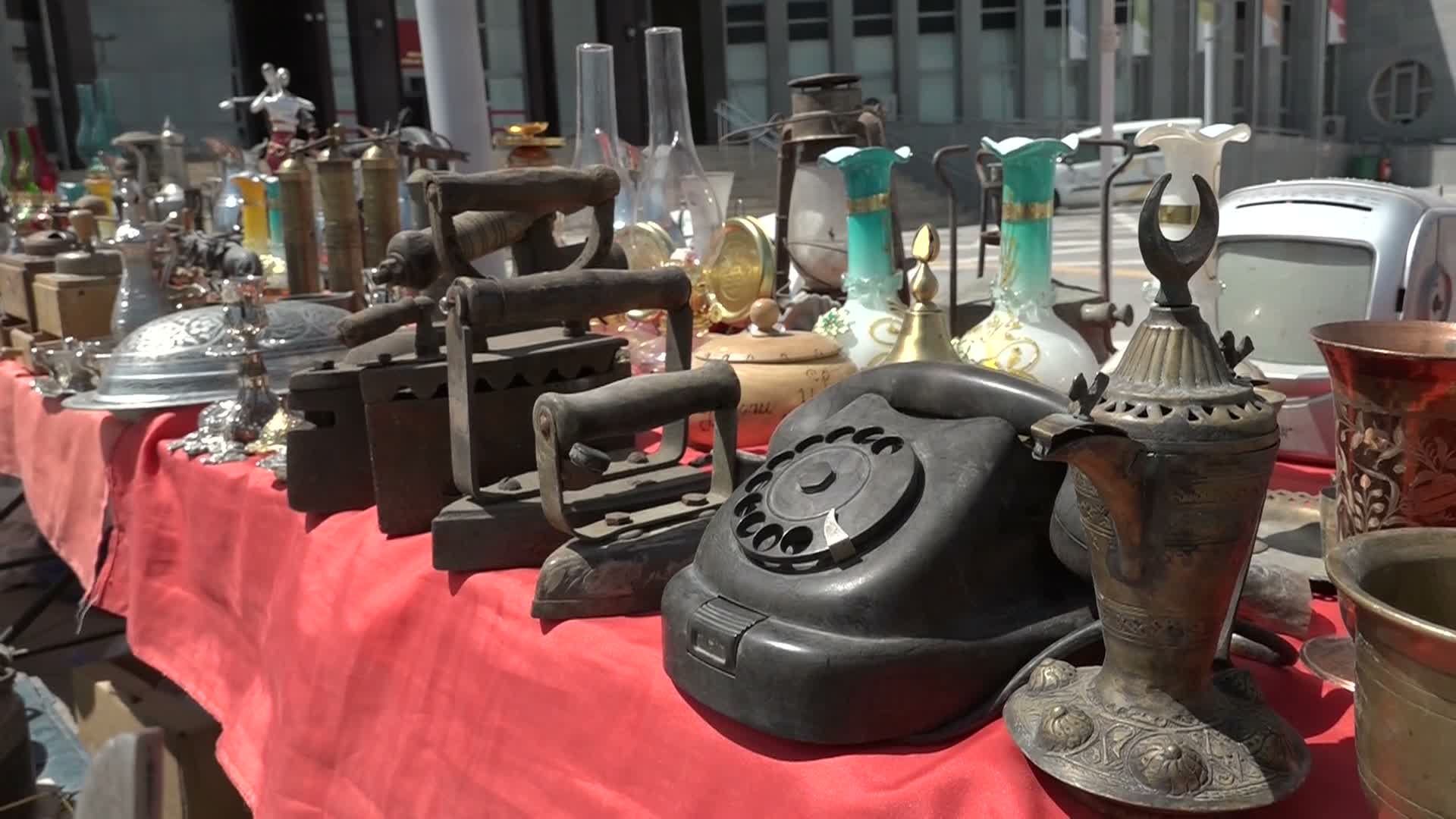 Malatya'da antika pazarı açıldı