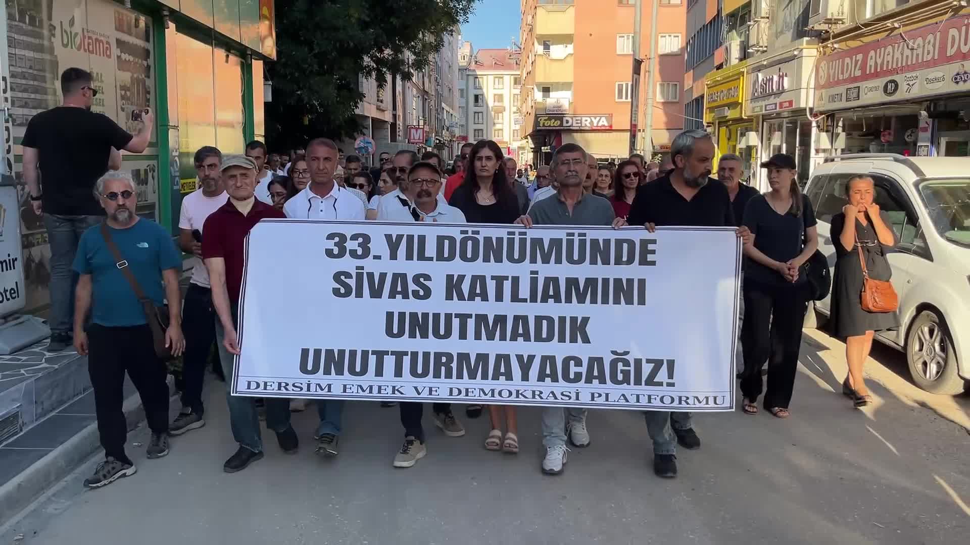 Tunceli’de Madımak anması: Katliam göz göre göre gerçekleştirildi