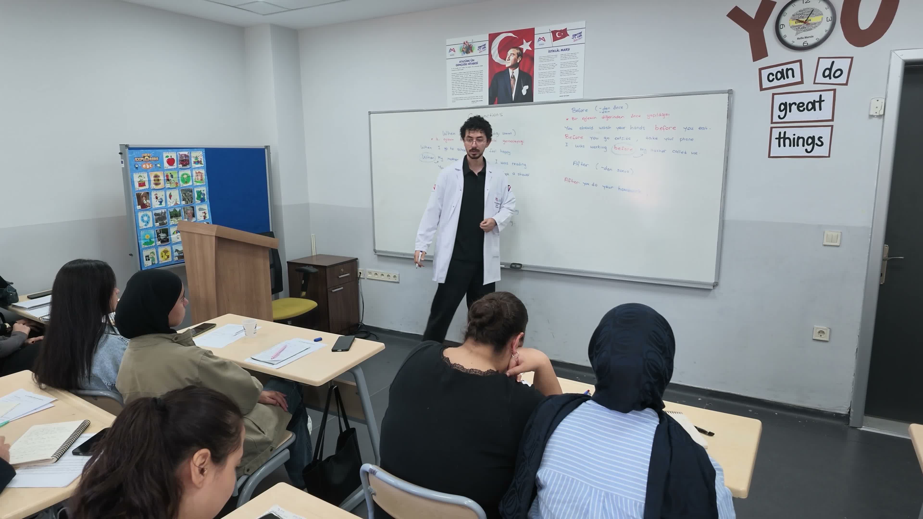 Mersin Büyükşehir Belediyesi'nin ücretsiz İngilizce kurslarına yoğun ilgi