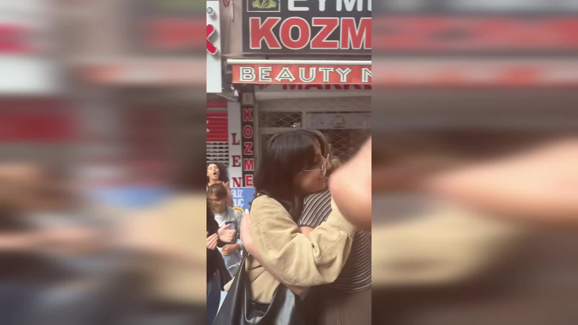 Güvenpark'ta gözaltına alınan öğretmenlerden 18'i serbest bırakıldı