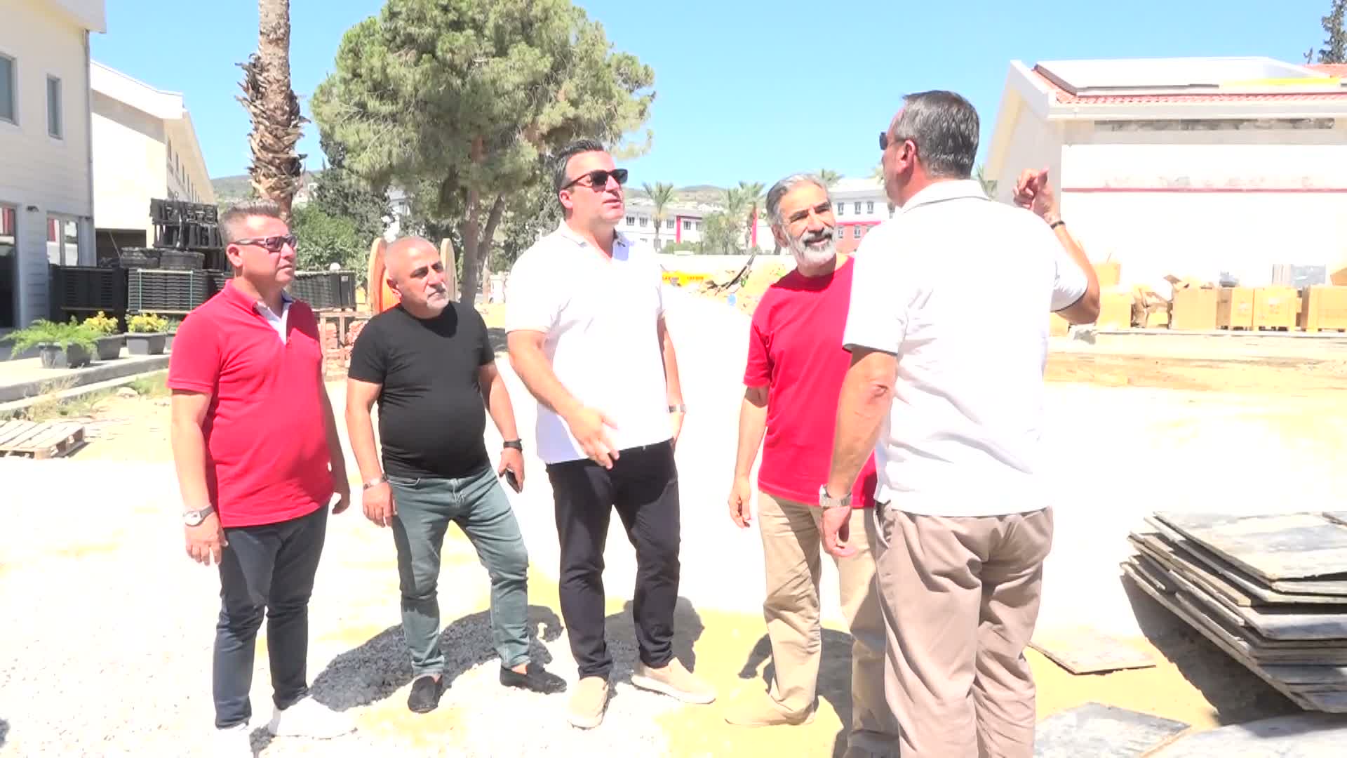 Kuşadası Belediyesi Başkan Vekili Demirtaş, devam eden vizyon projeleri inceledi