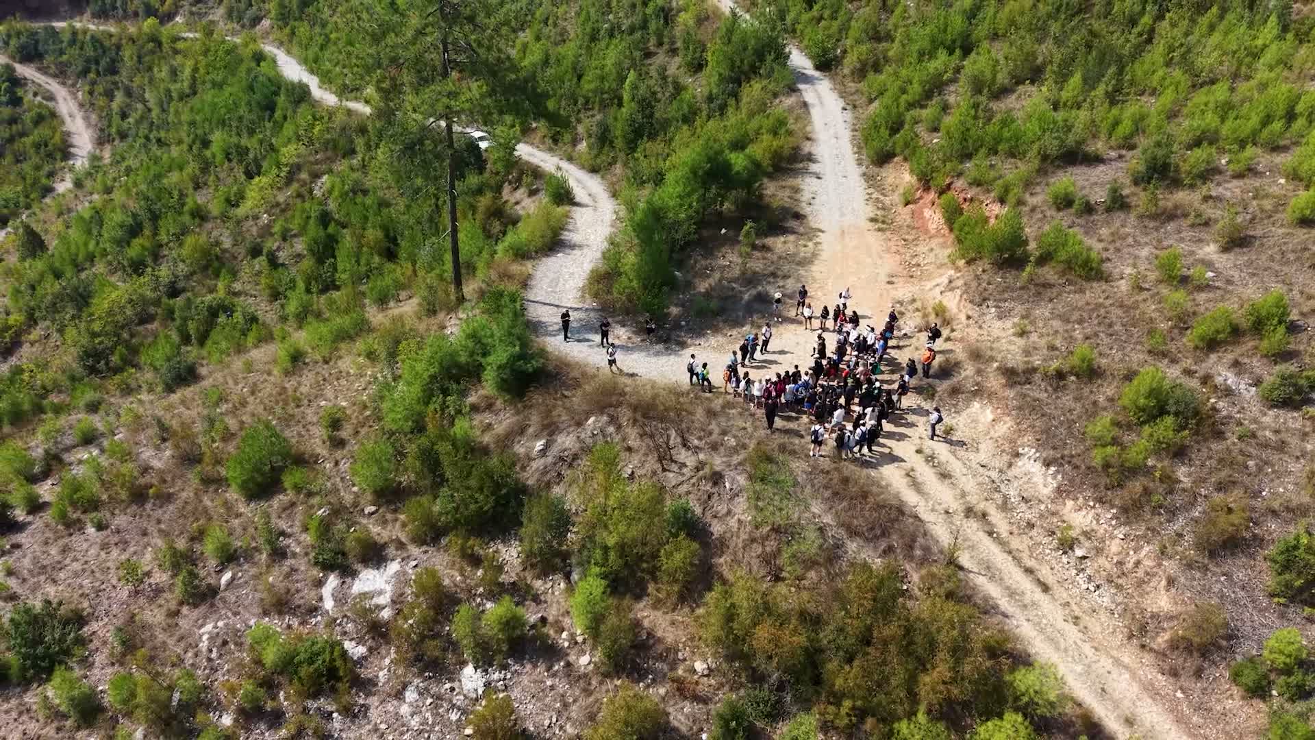Mersin Büyükşehir Belediyesi, doğaseverleri Kurtçukuru Kanyonu’nda buluşturdu