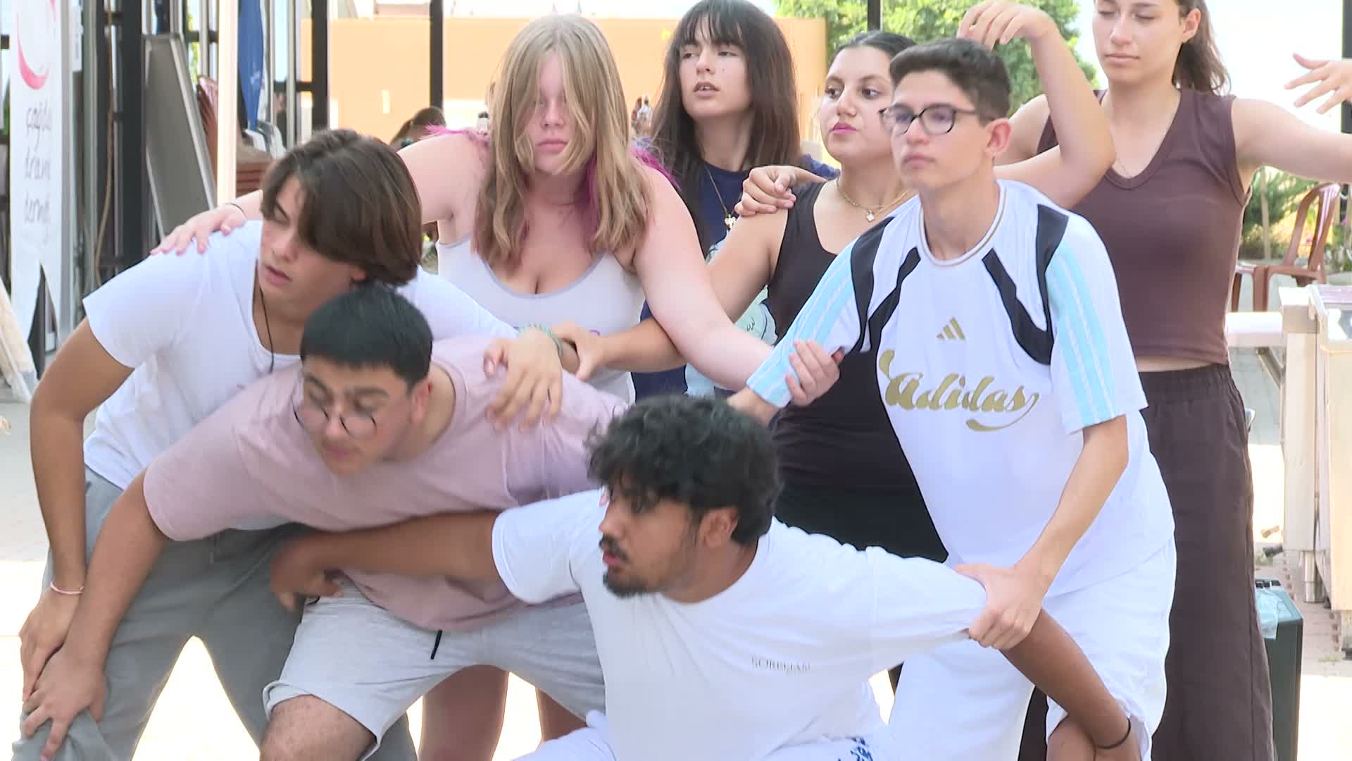 İzmir’de Avrupa Drama Buluşması: Gençler ortak hikâyeler yazıyor