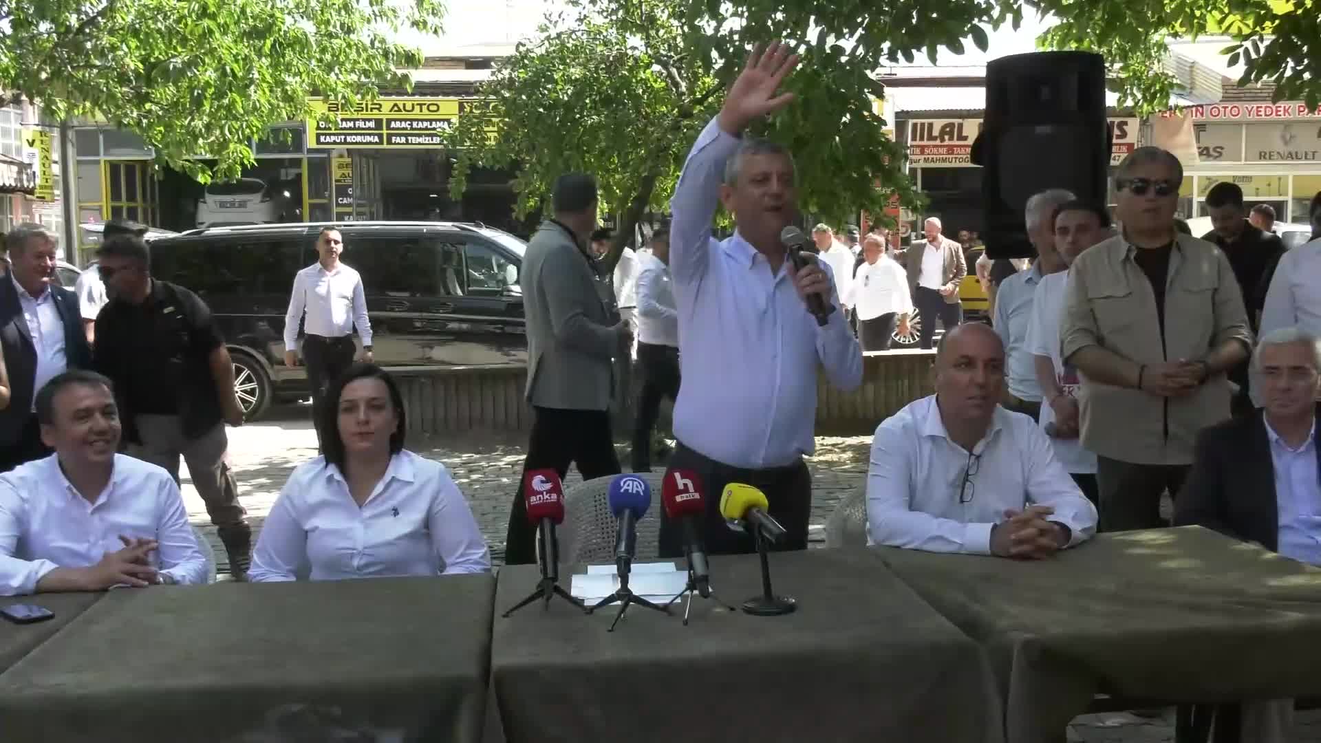 Özgür Özel, Kastamonu’da... Özel: "Büyük hedefler konmadan başarı yakalanmaz, Erdoğan’ı da hayatında ilk kez mağlubiyetle tanıştırdık"