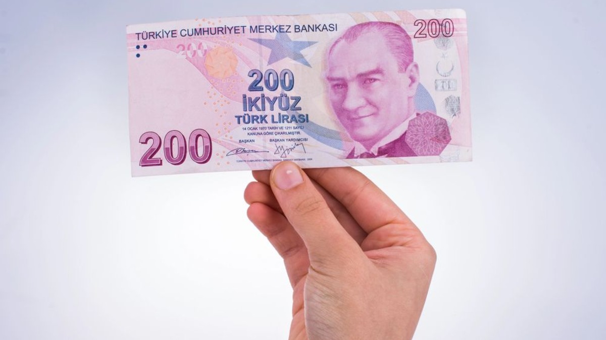 İki simit bir çay alırsın