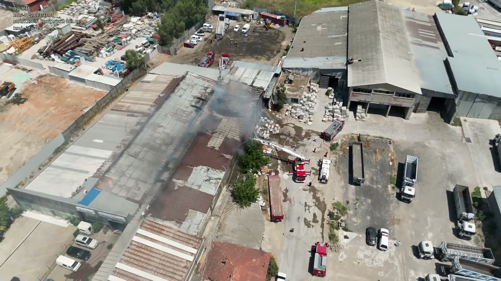 İzmir Bayraklı’daki yangın büyümeden kontrol altına alındı
