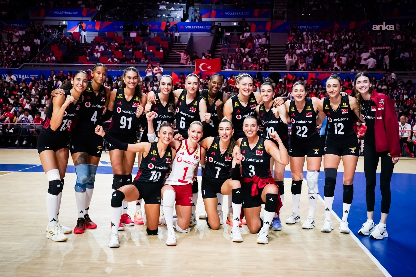 Filenin Sultanları FIVB Kadınlar Voleybol Milletler Ligi'nde yarı finale yükseldi