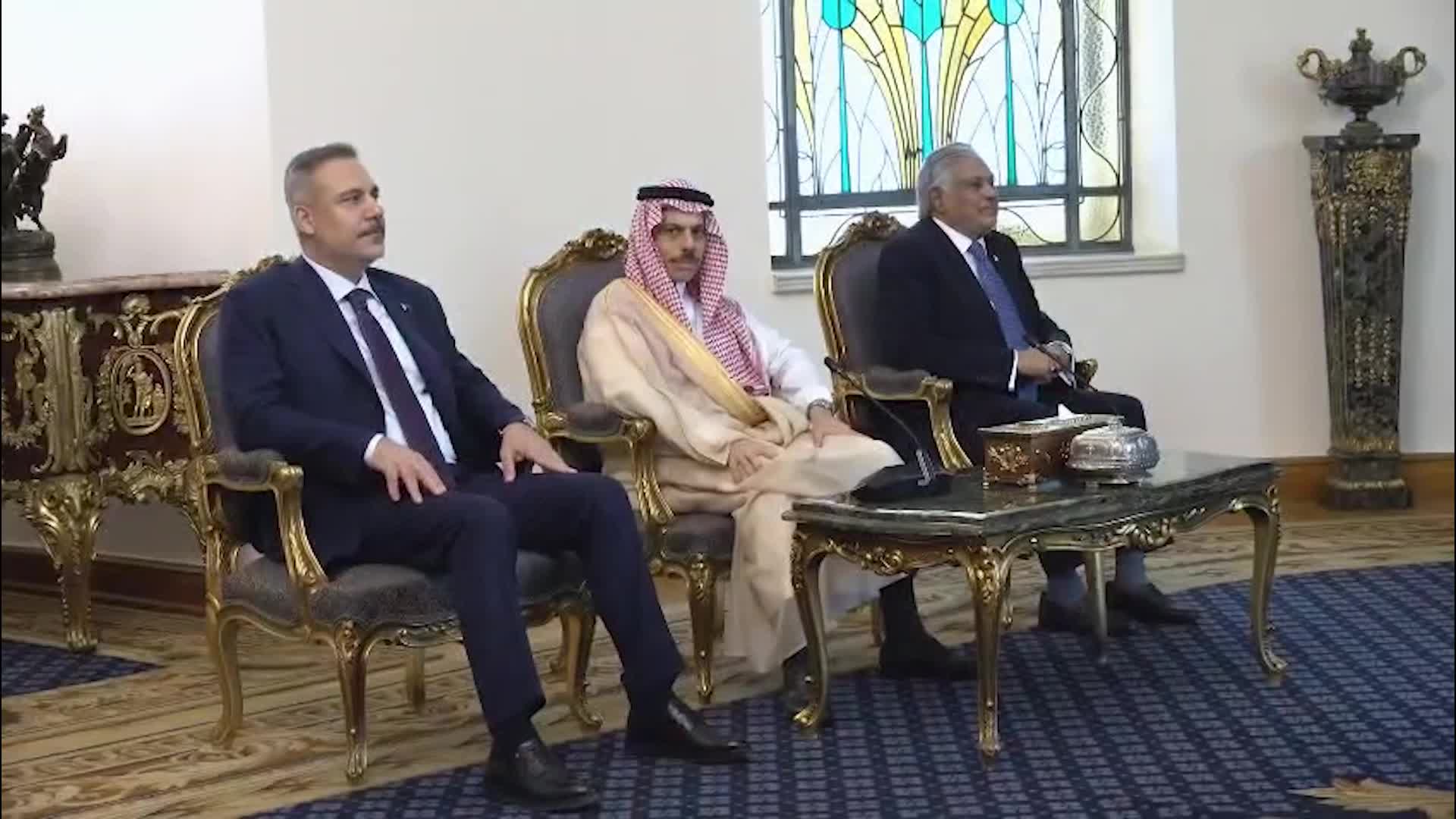Dışişleri Bakanı  Fidan, Mısır Cumhurbaşkanı es-Sisi tarafından kabul edildi