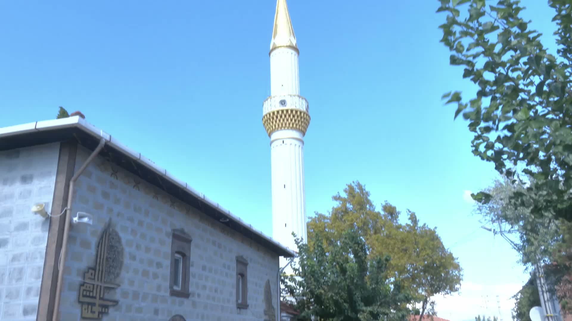 Soma’da maden ocağındaki göçükte hayatını kaybeden maden işçisi Kerim Ören son yolculuğuna uğurlandı