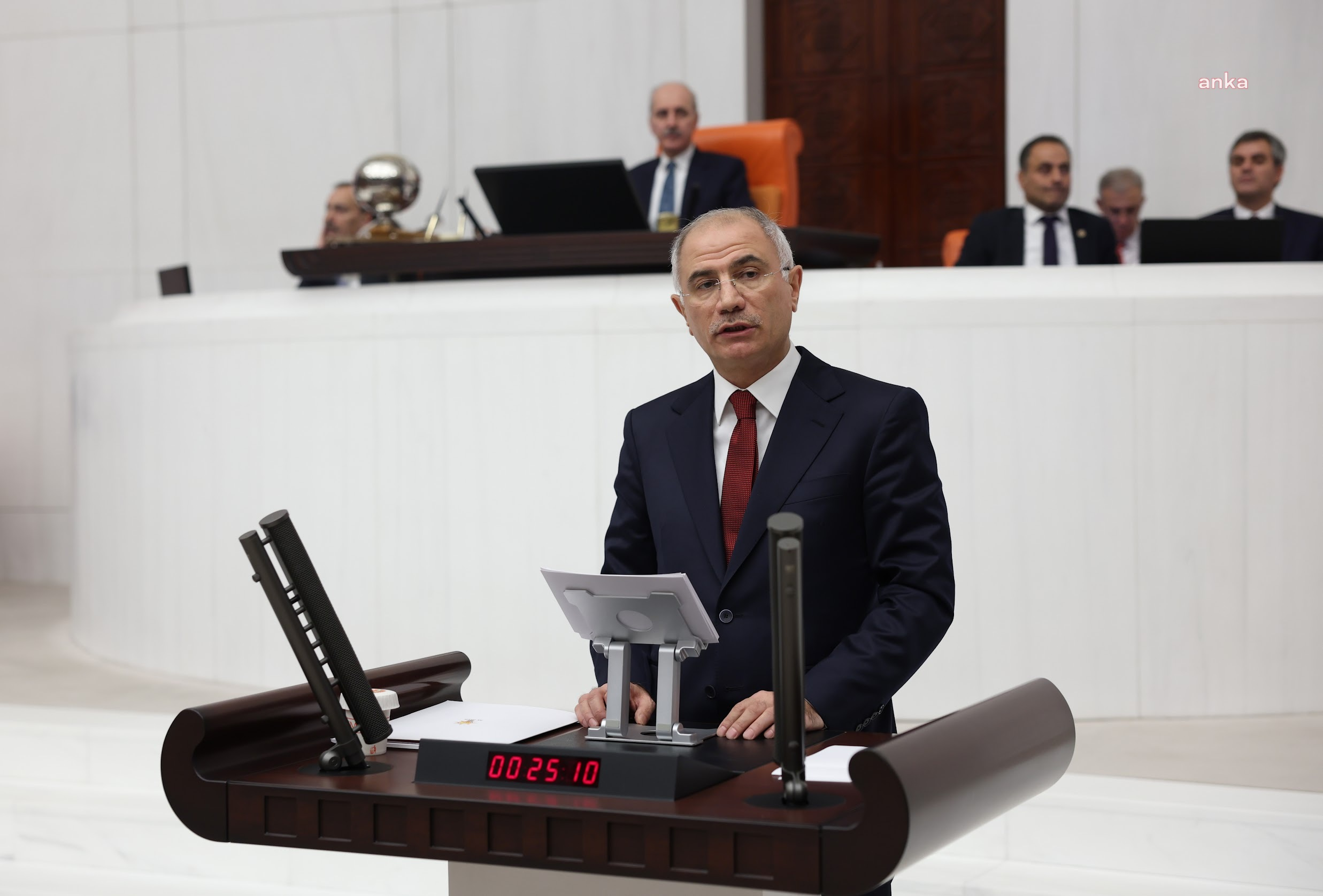 Efkan Ala: "CHP'nin parti içi kavgalarına ayıracak vaktimiz de yok niyetimiz de"