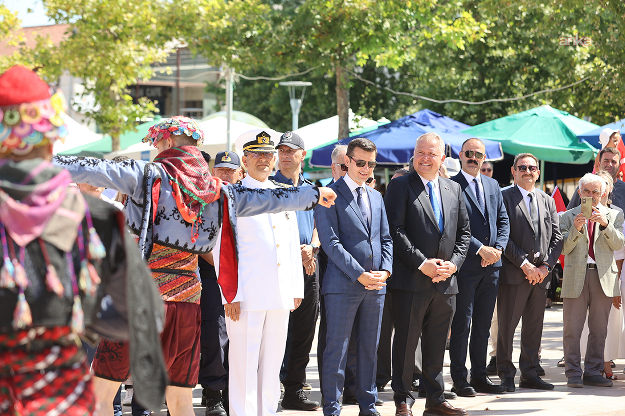 Atatürk'ün Urla'ya gelişinin 100. yılı törenle kutlandı