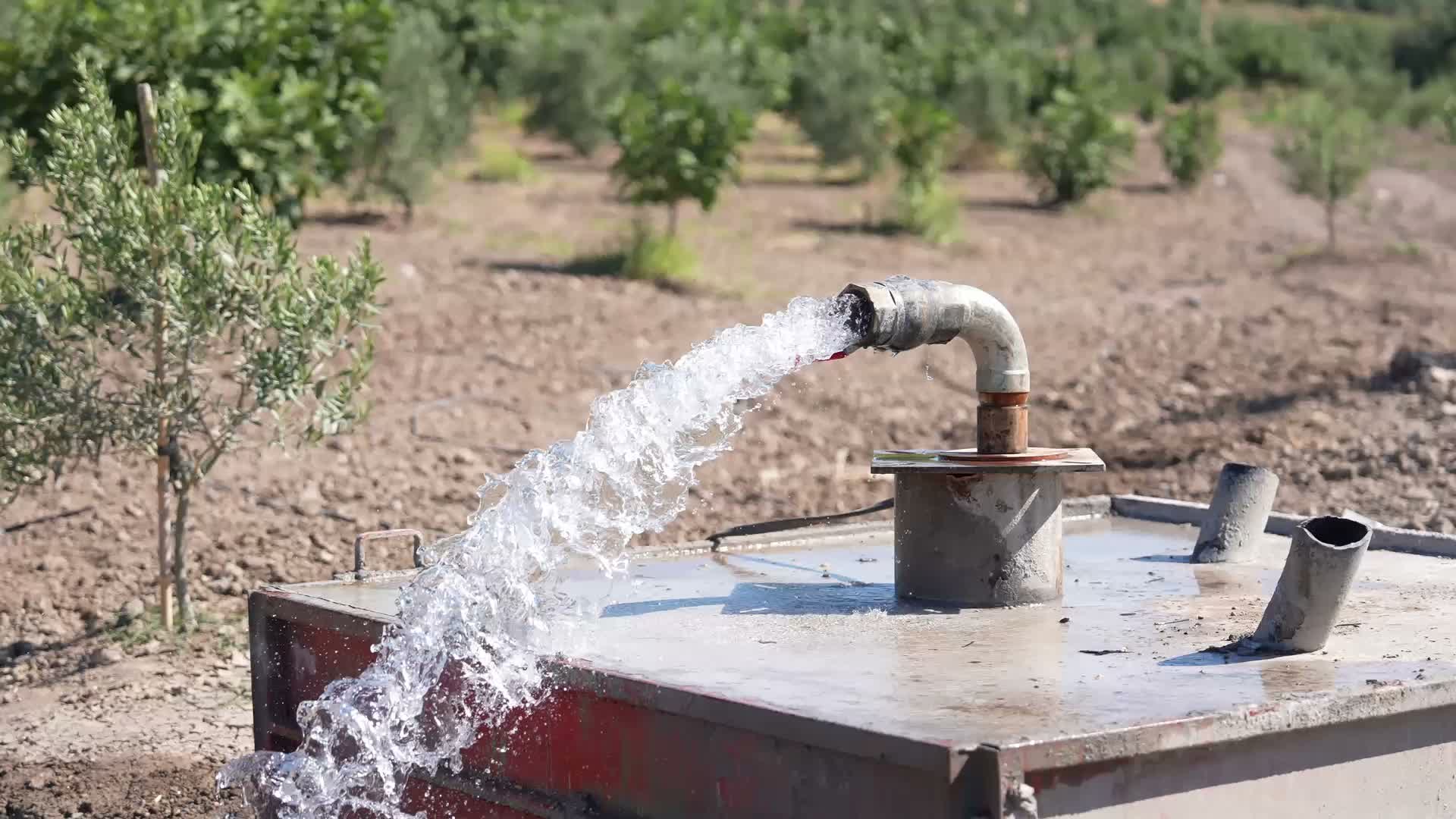 Manisa Büyükşehir Belediyesi'nden Saruhanlı'ya tarımsal sulama desteği
