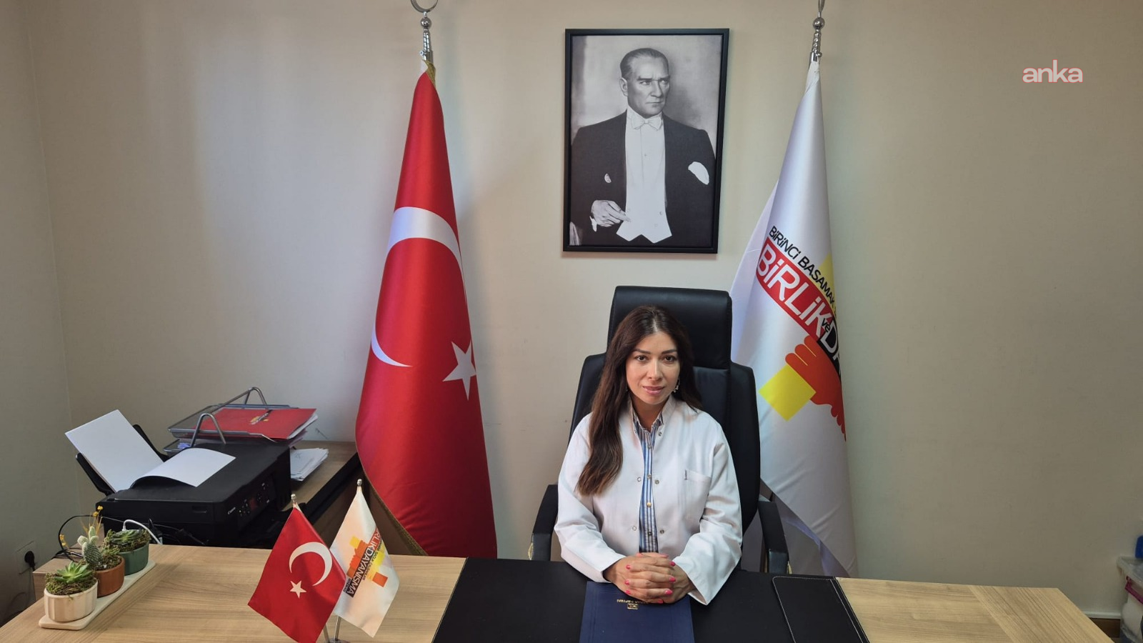 Ebe ve hemşireler: Göstermelik zam değil, emeğimizin karşılığını istiyoruz