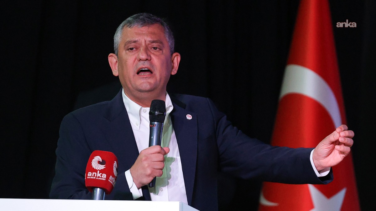 Özgür Özel'den Erdoğan'a: Masum insanların haysiyeti için savaştayız