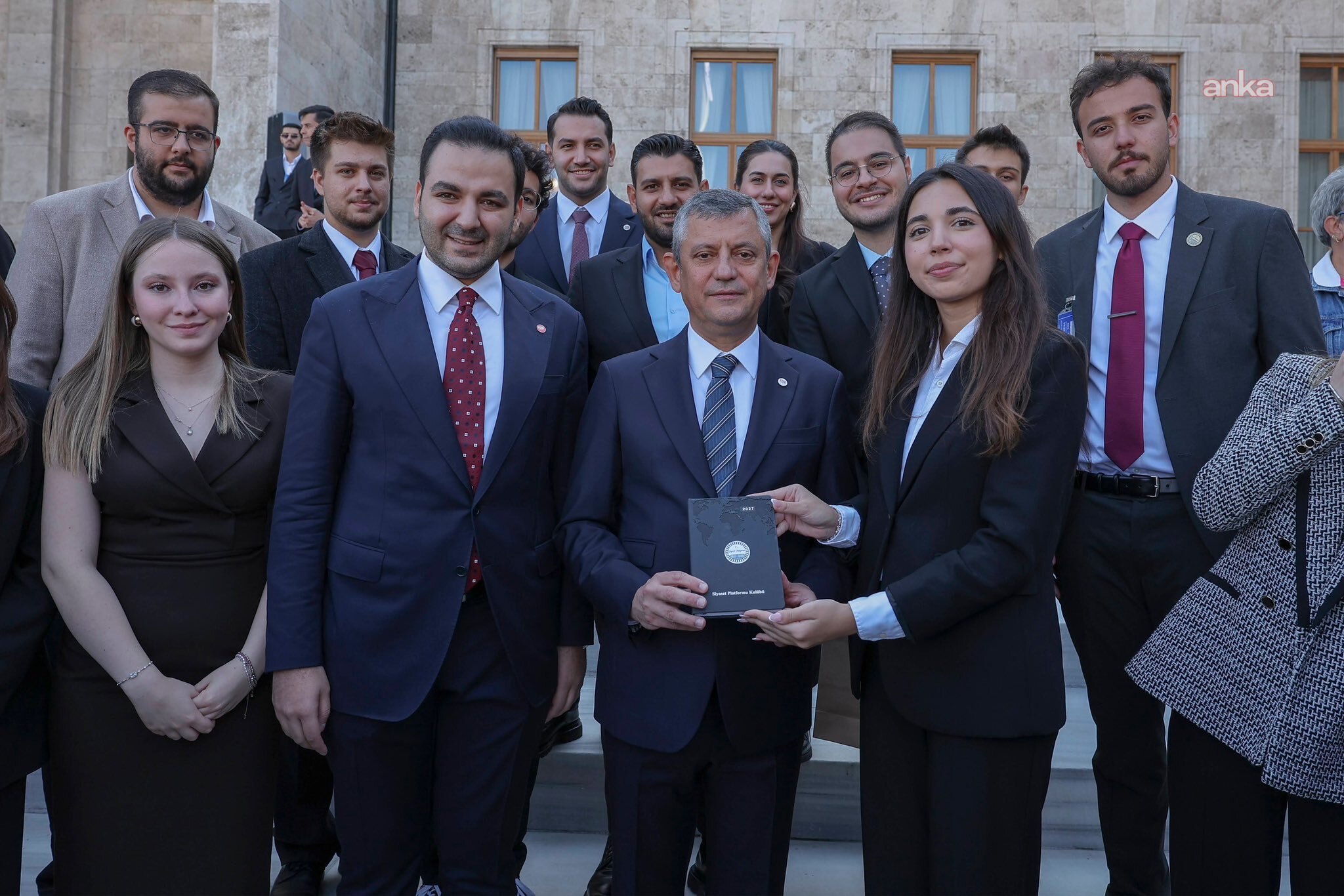 YENİ Partili Cem Aydın: Öğrencilerin sağlığını tesadüfe bırakamazsınız
