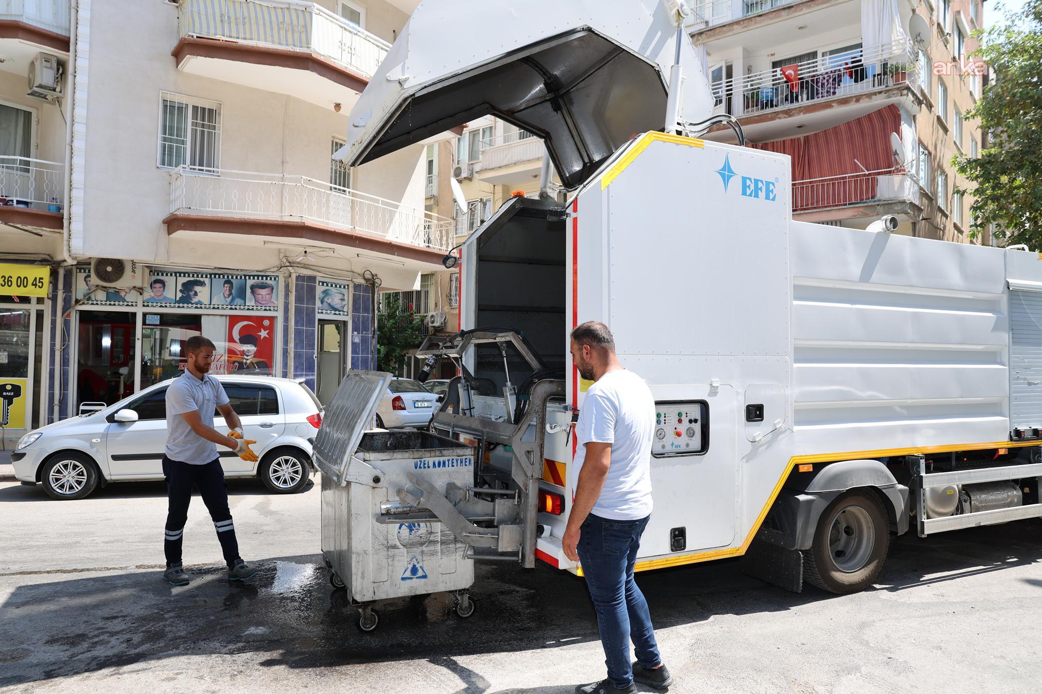 Şehzadeler'de çöp konteynerleri dezenfekte ediliyor