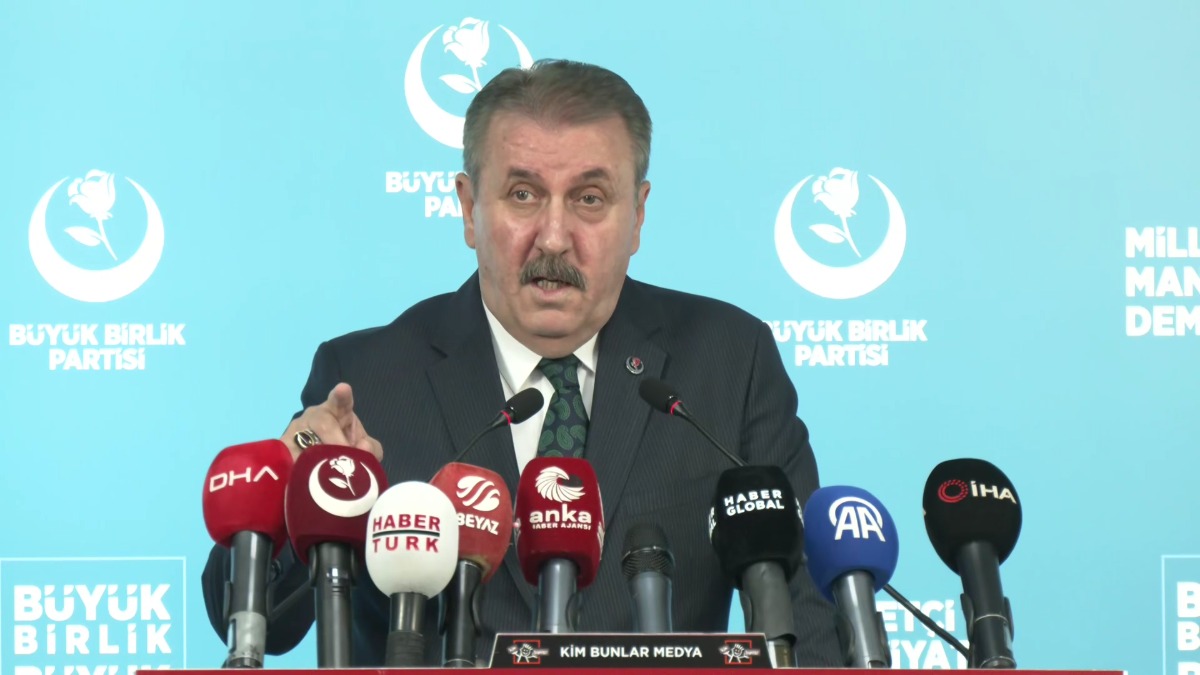 Muhsin Yazıcıoğlu soruşturması... BBP Genel Başkanı Destici: "İnanıyoruz ki maddi gerçek bütün çıplaklığıyla ortaya çıkacak"