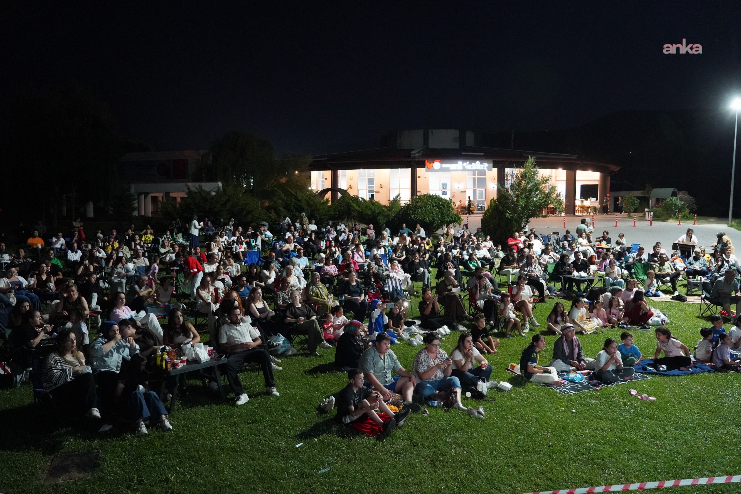 Bilecik’te “Sinema Geceleri” ile açık havada film keyfi