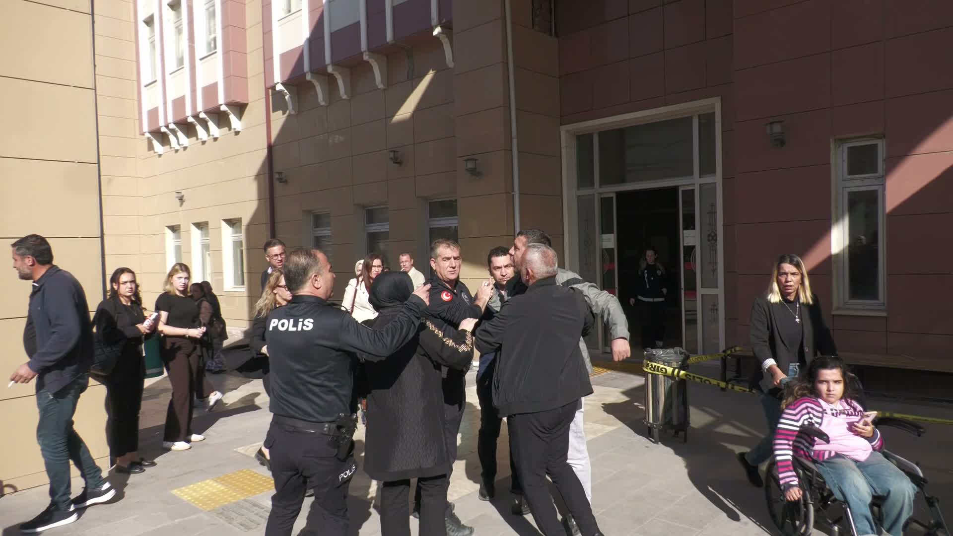 Ferdi Zeyrek'in ölümüne ilişkin davada ek bilirkişi raporu kararı