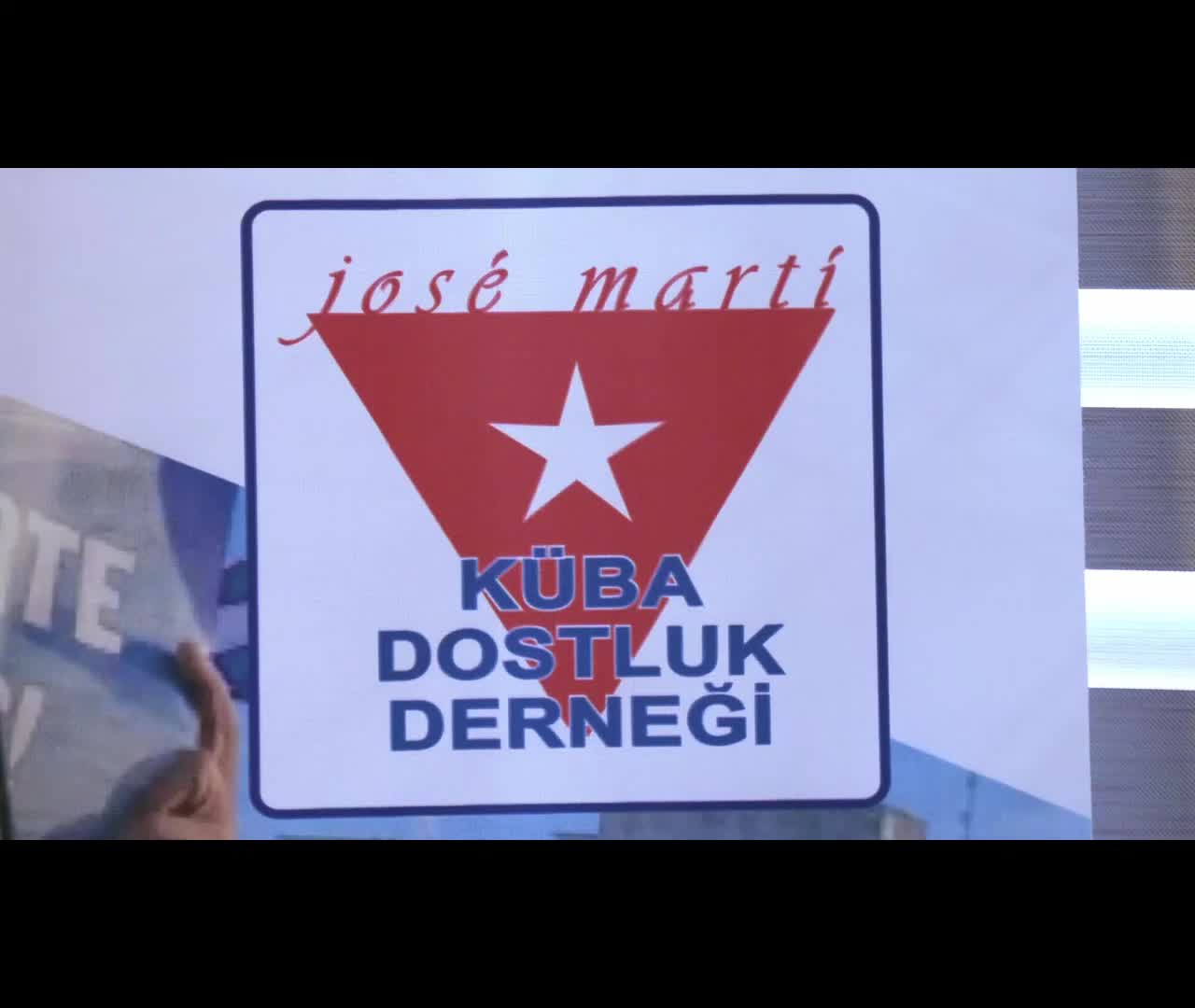 ABD’nin enerji kuşatmasına karşı "Küba için güneş paneli" dayanışması
