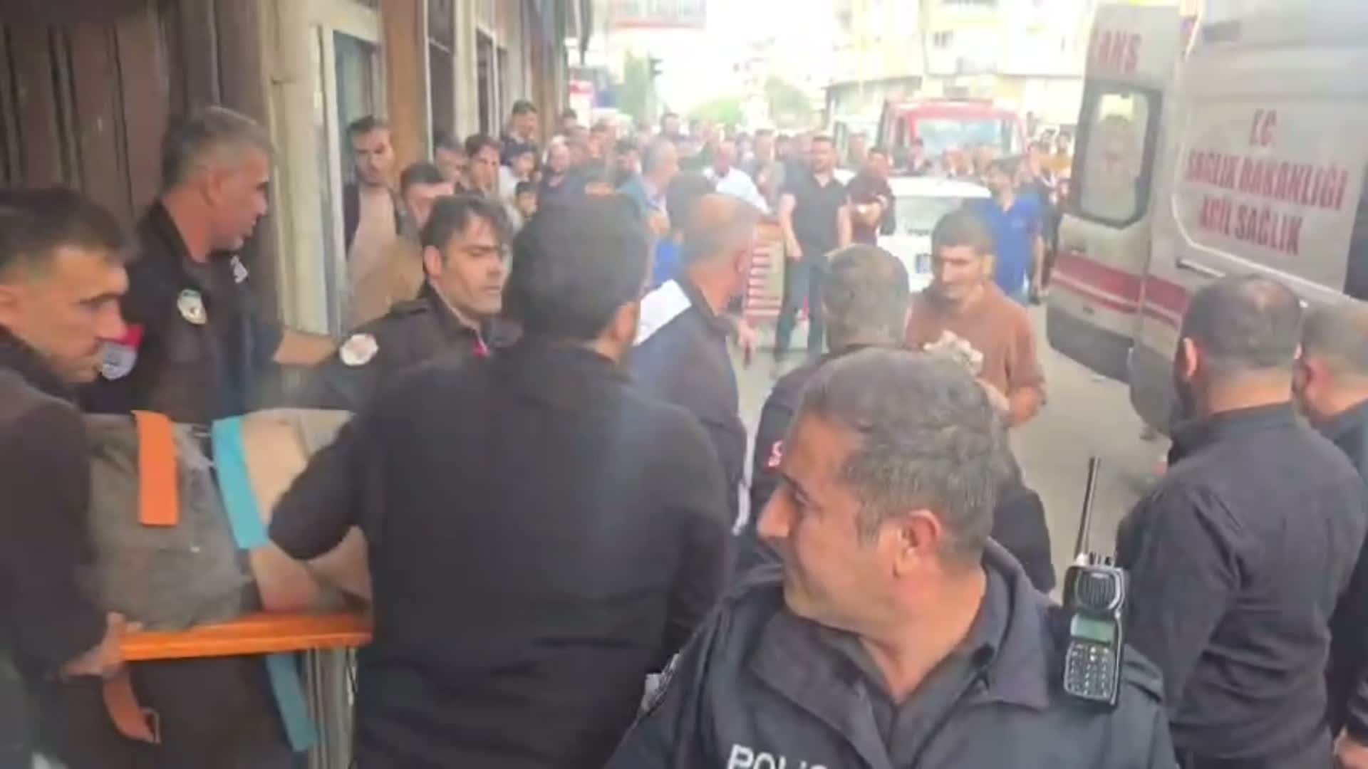 Mardin Kızıltepe ilçesinde asansör çöktü: 2 yaralı