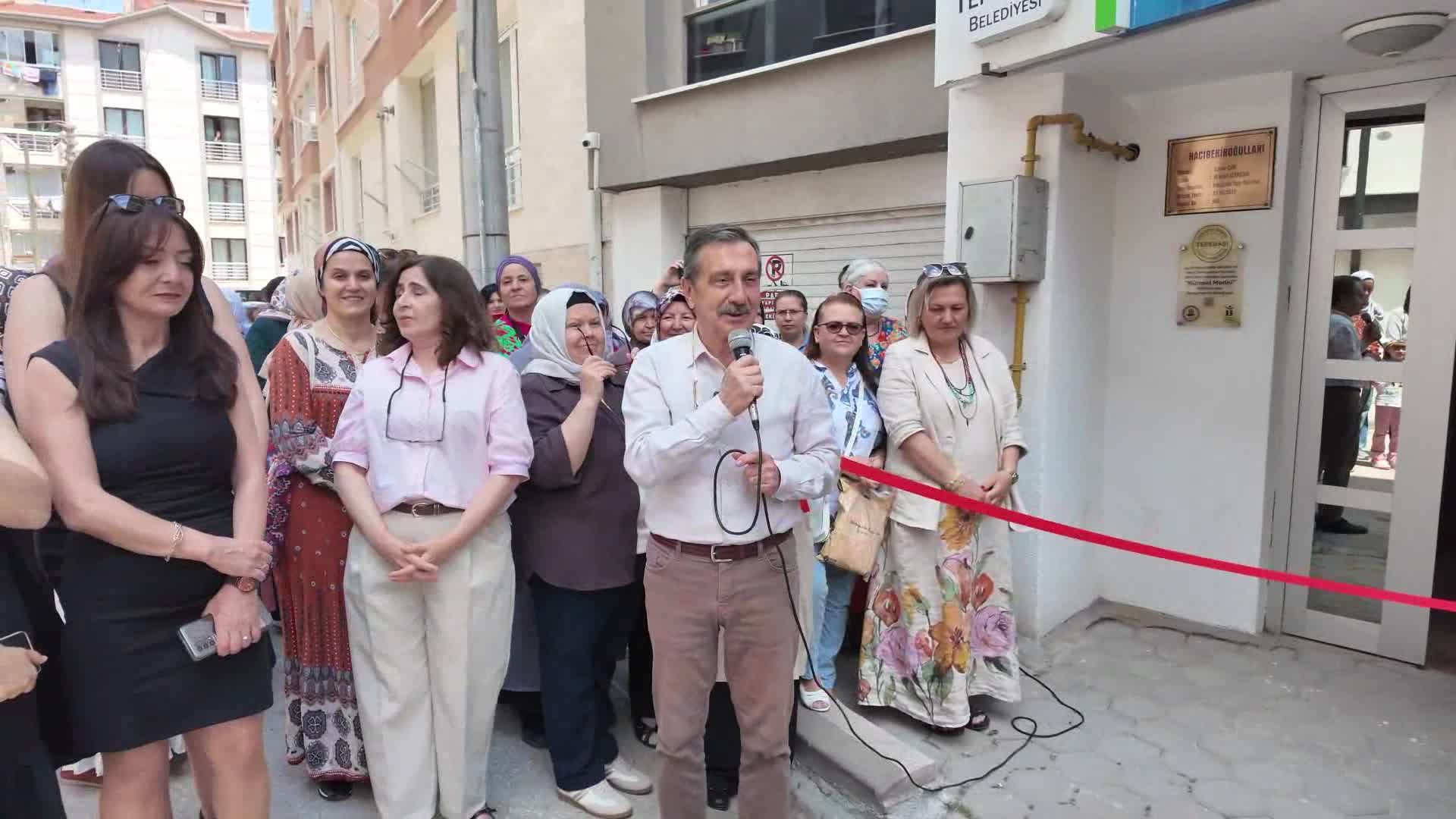 Tepebaşı'nda 491 kadının yıl boyunca hazırladığı eserler sergilendi