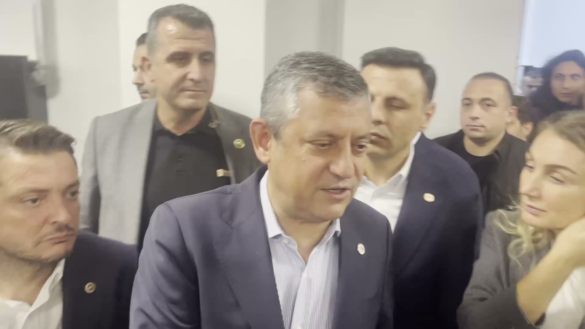 Özgür Özel duruşma bitiminde Ekrem İmamoğlu ile sohbetini anlattı: ‘Her şey çok güzel olacak’ dedi