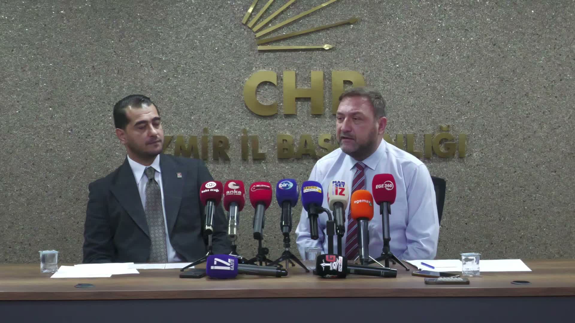 CHP İzmir İl Başkanı Gümrükçü: "İzmir'de ilk defa bir merkez ilçe belediyesi AK Parti'de"