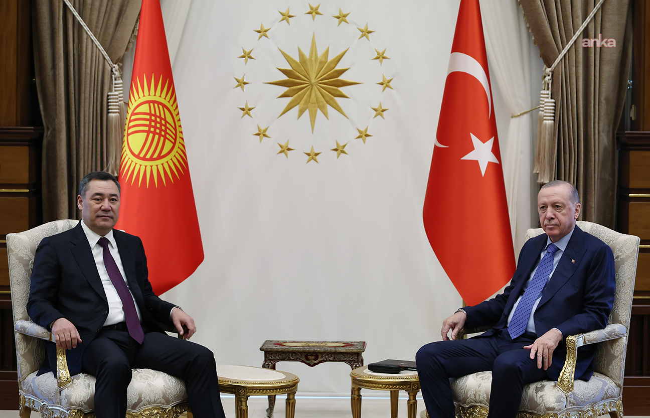 Cumhurbaşkanı Erdoğan, Kırgızistan Cumhurbaşkanı Caparov ile görüştü