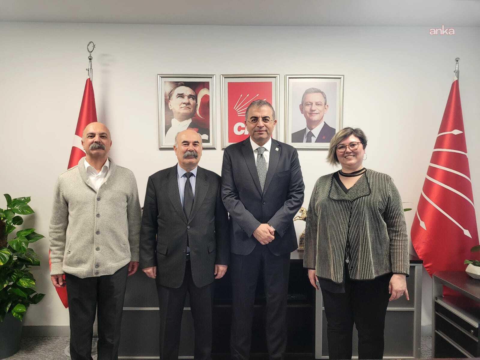 CHP'nin Kurultayı'nın iptal kararı… HKP'den CHP'ye dayanışma ziyareti