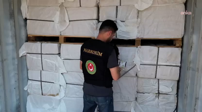 Mersin'de 3 operasyonda 1 ton 716,5 kilogram pregabalin ele geçirildi