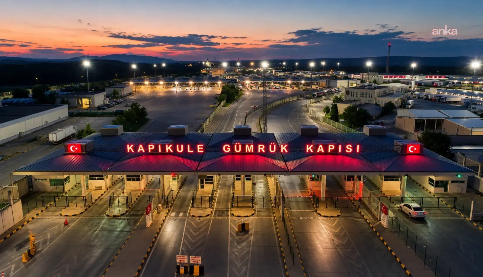 İpsala ve Kapıkule gümrük kapılarında 7 bin 160 tarihi eser ele geçirildi