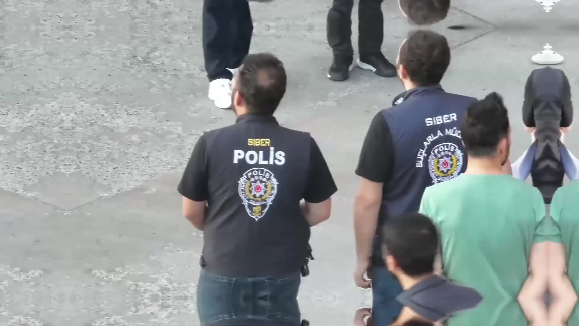 Diyarbakır’da yasa dışı bahis operasyonunda 24 tutuklama