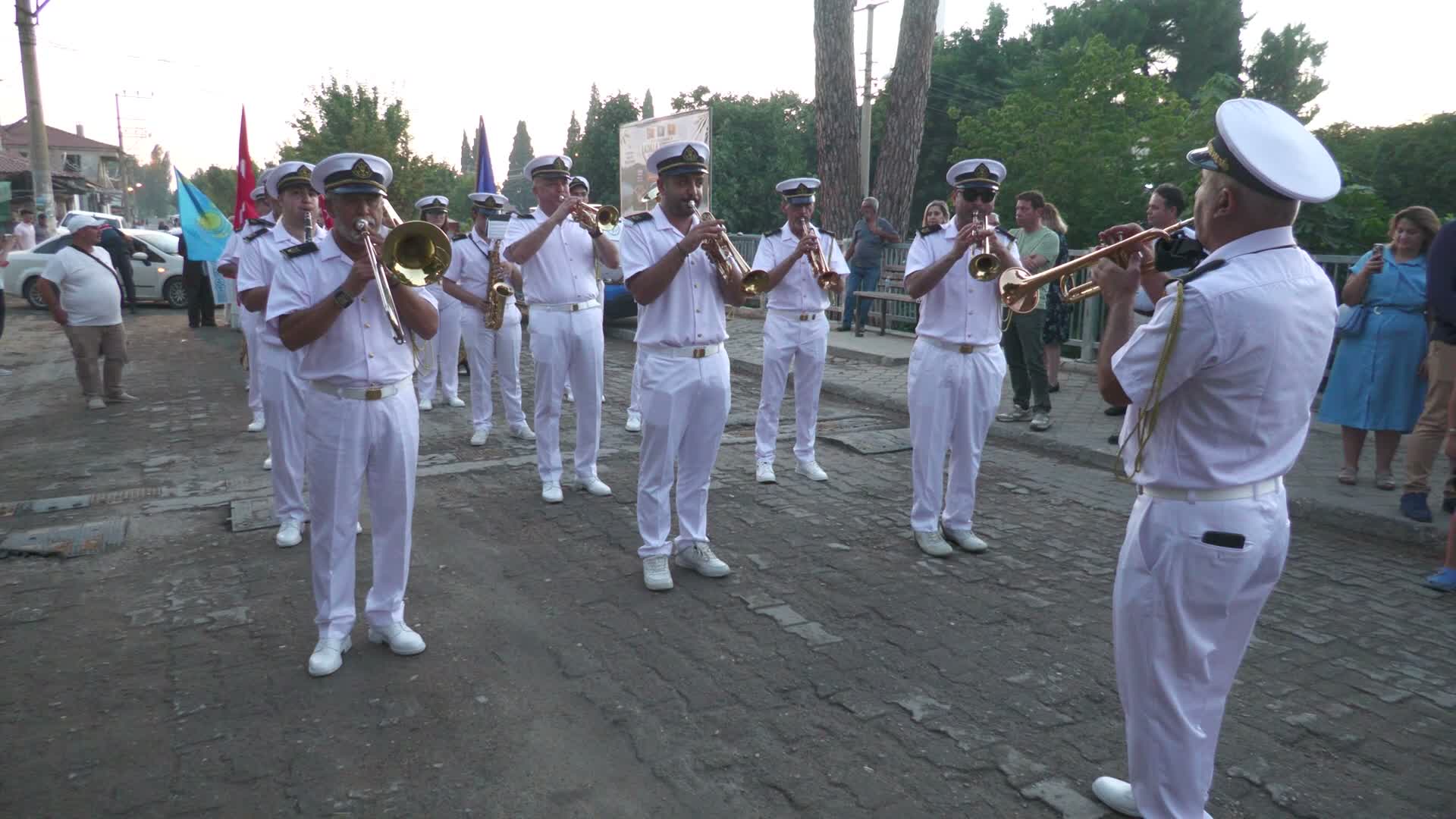 27. Adala Hermos Festivali’nde Onur Akın sahne aldı